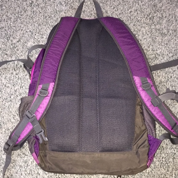 Backpack - Picture 2 of 6